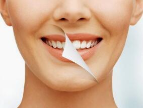 为漂亮想美白牙齿？专家提醒可能会损害牙本质