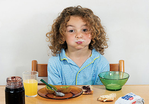 不适宜儿童尝试的5种食物