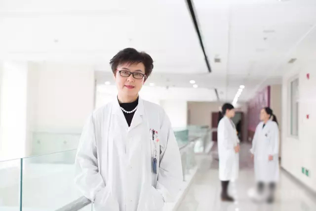 上海最美女医师华克勤：美，是被人需要，被社会需要