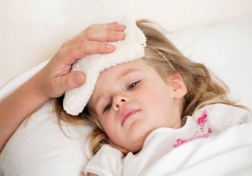 孩子高烧该不该使用抗生素？