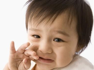 口腔溃疡怎么办 治疗宝宝口腔溃疡的偏方