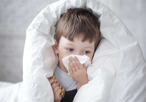 儿童频繁打喷嚏未必是感冒