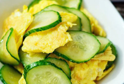 黄瓜鸡蛋减肥法击退全身脂肪