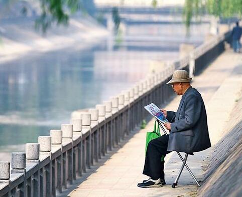 水质和大气质量较差的城市或重合