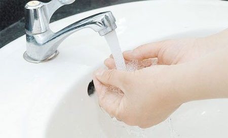 洗手也不忘养生 搓这些穴位更健康