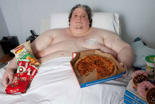 英国445公斤巨胖男子减肥手术失败去世