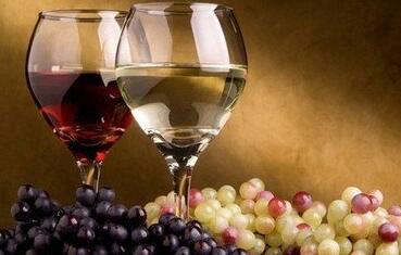 国内葡萄酒市场内降外升