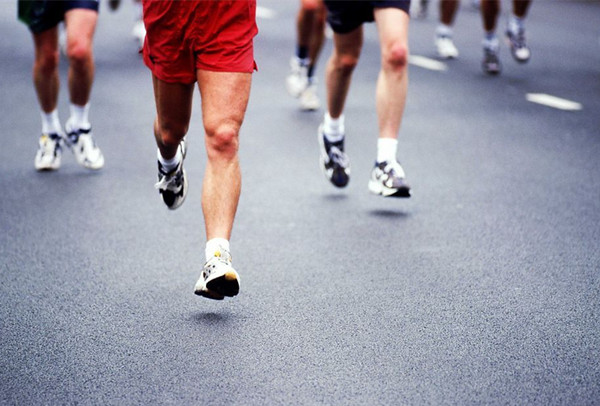4种错误的跑步姿势影响身材