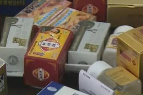 长沙警方捣毁20处有毒有害食品销售窝点