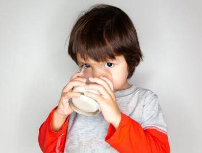 专家：儿童补钙过量反而影响发育