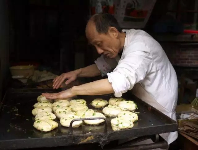 李克强总理从小食店读出哪些“大智慧”？