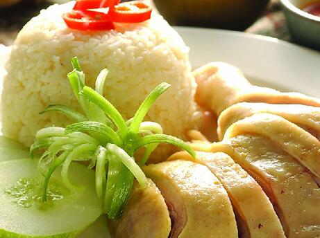 舌尖上的“一带一路”：在新加坡感受多元融合的美食文化