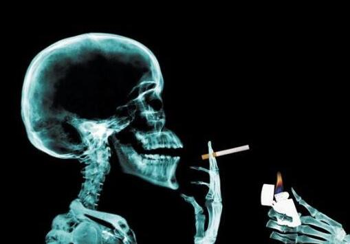 吸烟这么多危害 还不赶紧戒烟？