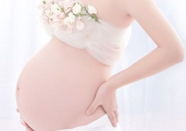 腹腔里可以孕育宝宝 是不是男人也能生孩子？