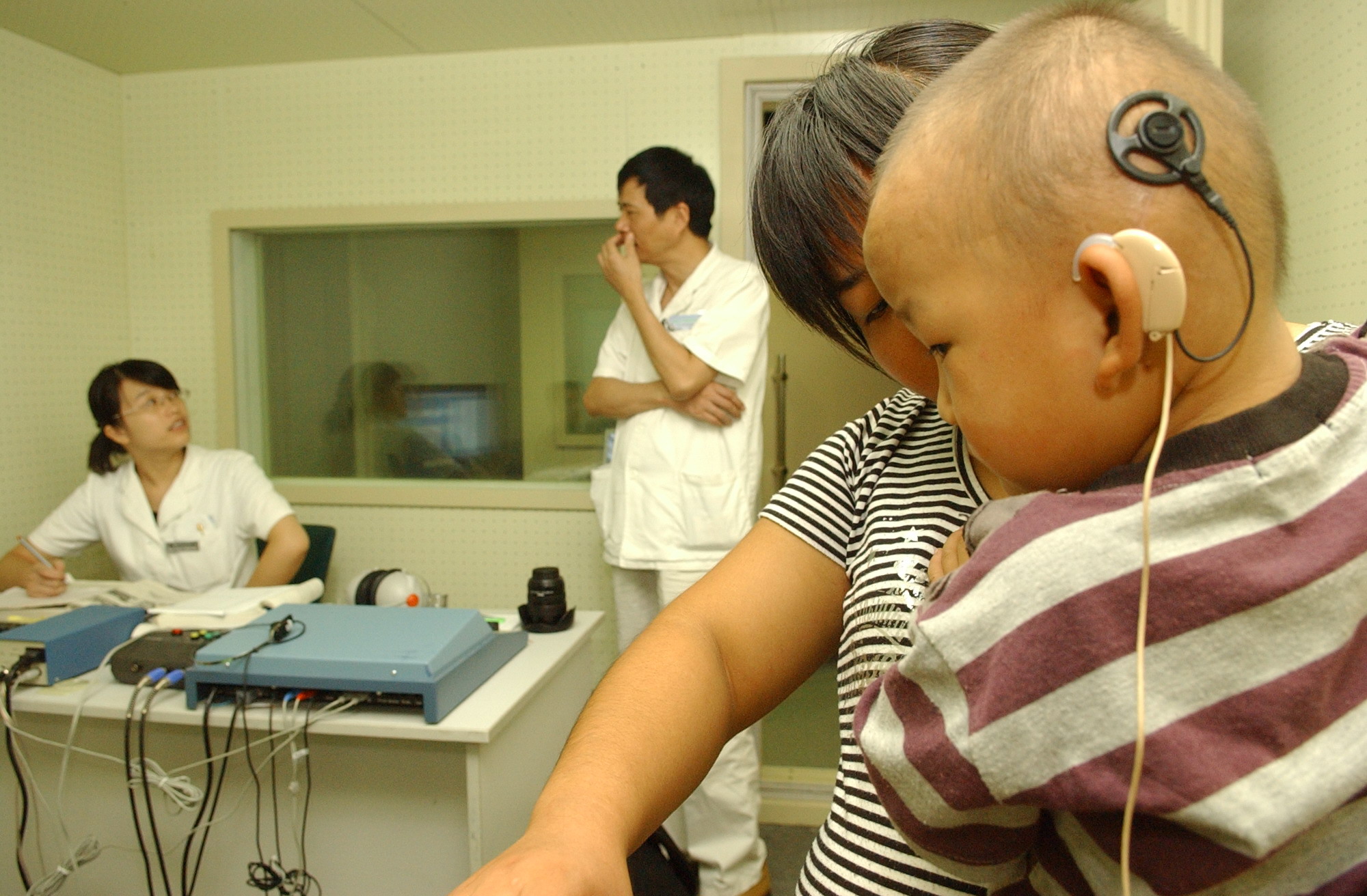 长庚医院启动免费人工耳蜗植入